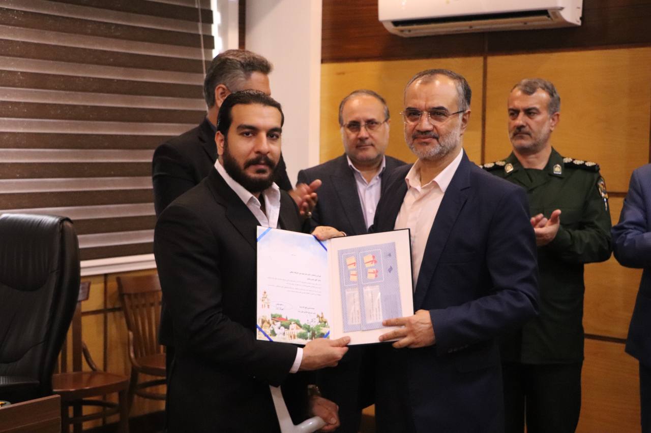 درهفته دفاع مقدس مدیریت شهری رشت ازیک قهرمان ورزشی گیلان تحلیل به عمل آورد  