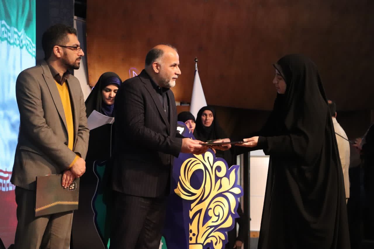 آئین اختتامیه جشنواره حریم رسالت دررشته برگزار شد 