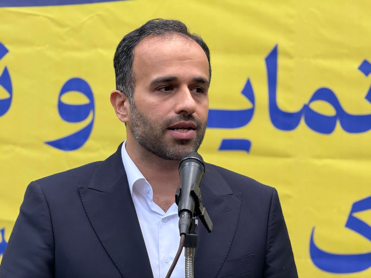 شهردار رشت‌ در مراسم رونمایی از نخستین پلاک و کد پستی هوشمند رشت؛
