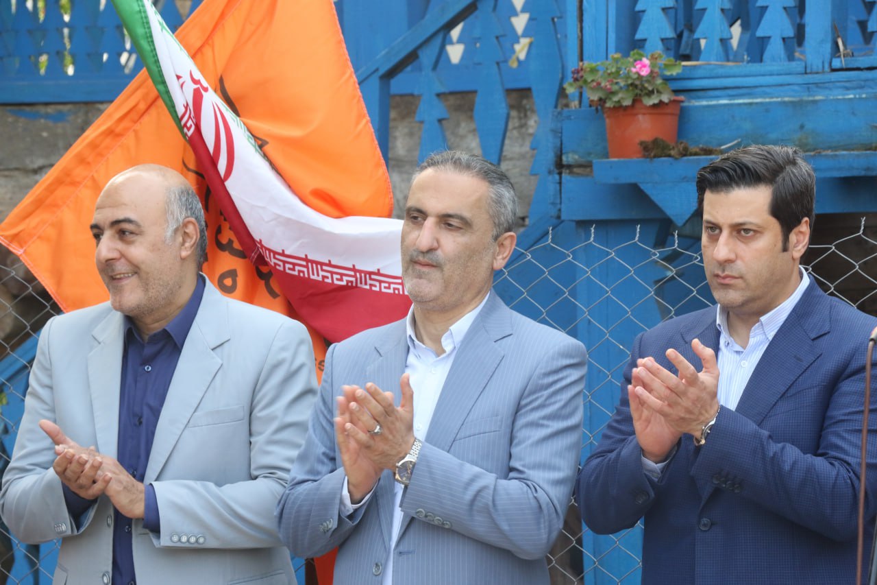 شرق گیلانی ها آغاز گر  سیزدهمین جشنواره‌ تئاتر خیابانی شهروند لاهیجان 