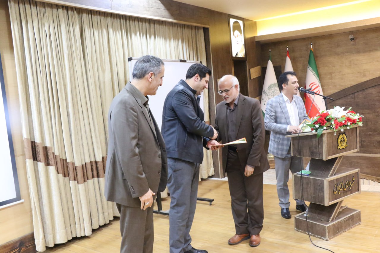 تصاویر
