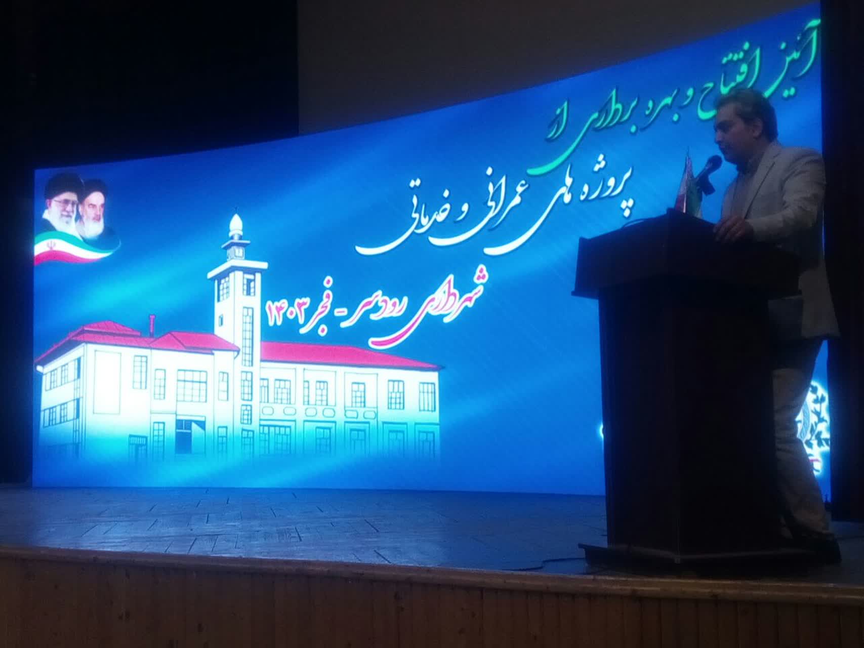تصاویر