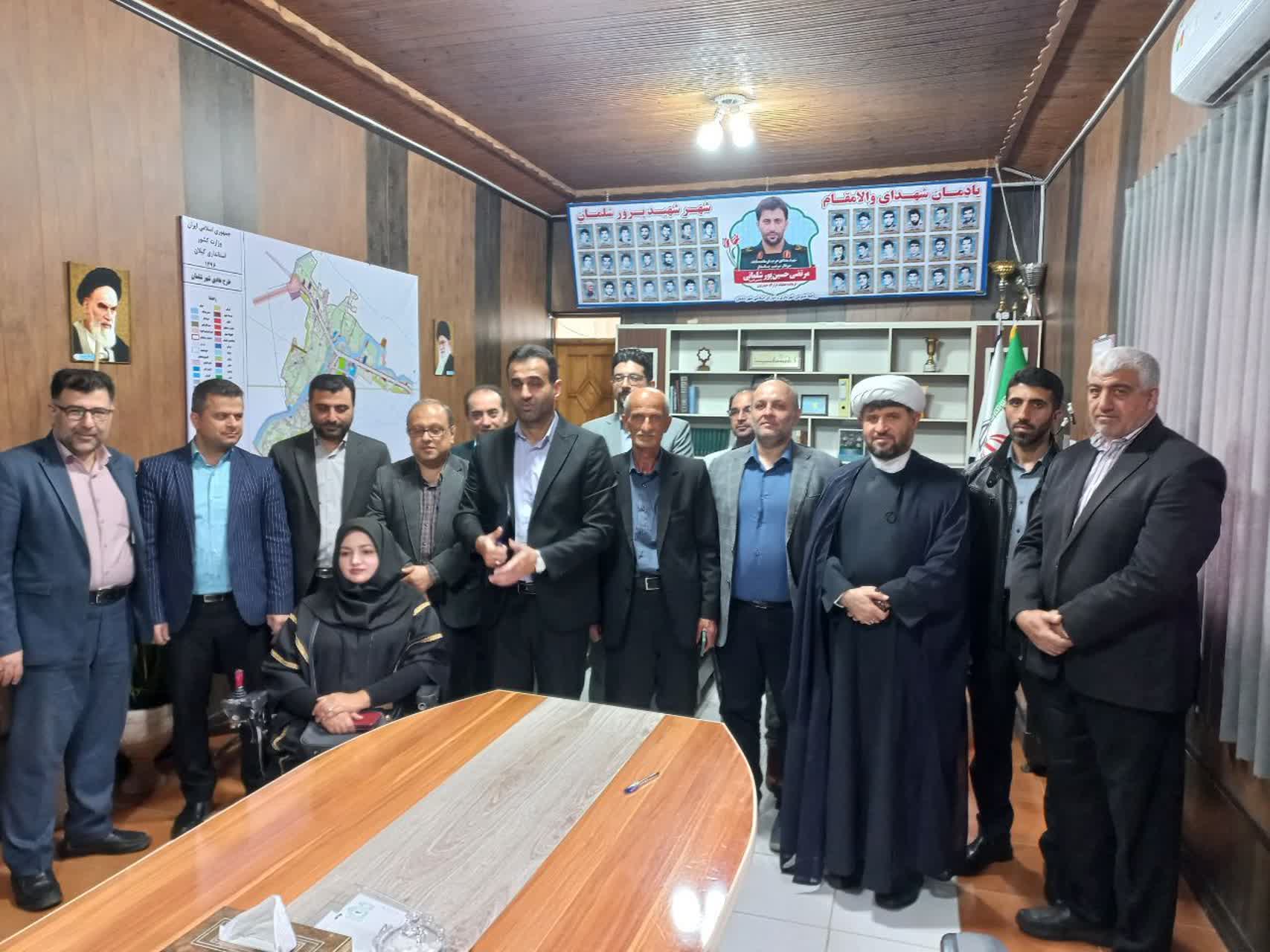 تصاویر