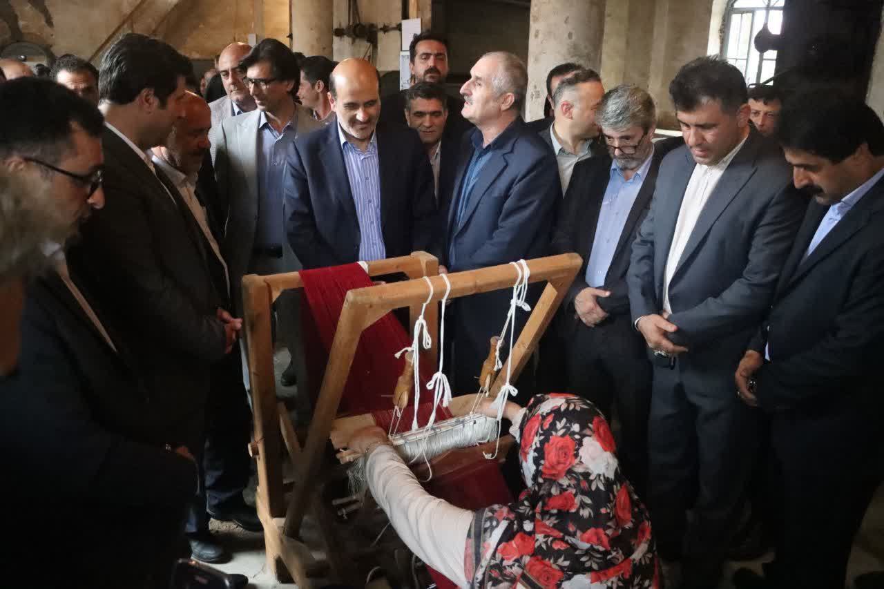 شهردار لاهیجان در مراسم افتتاحیه موزه ابریشم لاهیجان