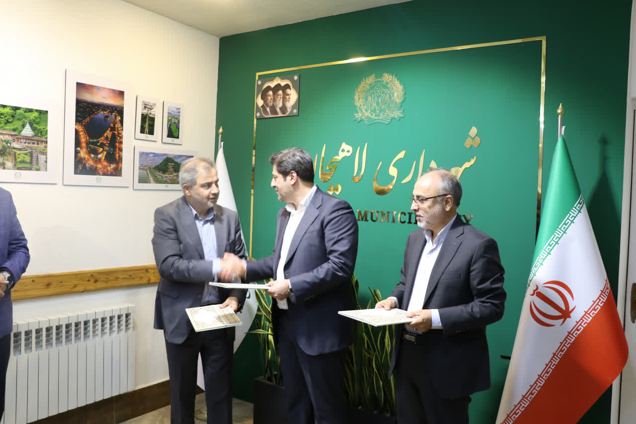 انتخاب شهردار لاهیجان بعنوان رئیس پانزدهمین جشنواره تئاتر خیابانی
