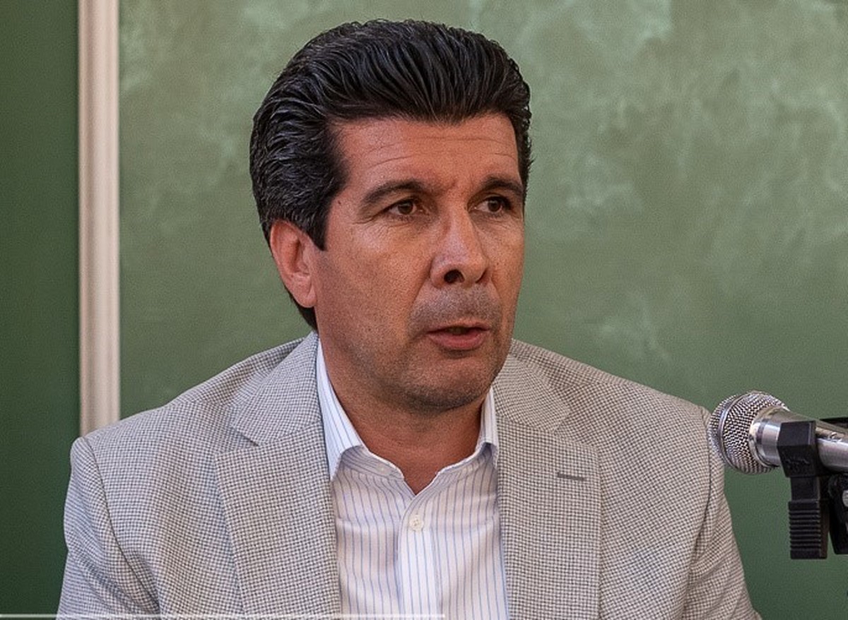 با حضور فعالان اقتصادی؛ احسان بابایی عضو هیات نمایندگان اتاق بازرگانی شد