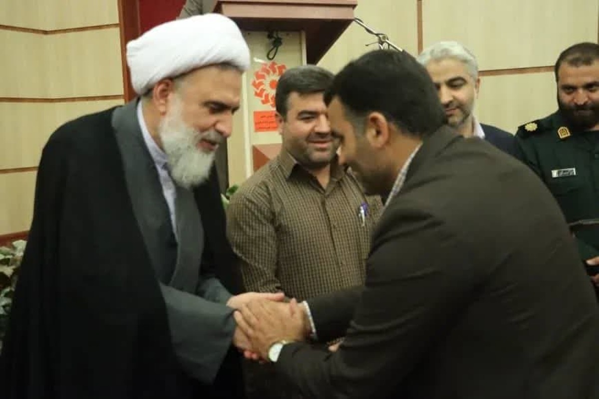با حضور مسولان؛ مراسم معارفه بخشدار جدید محمدیه برگزار شد