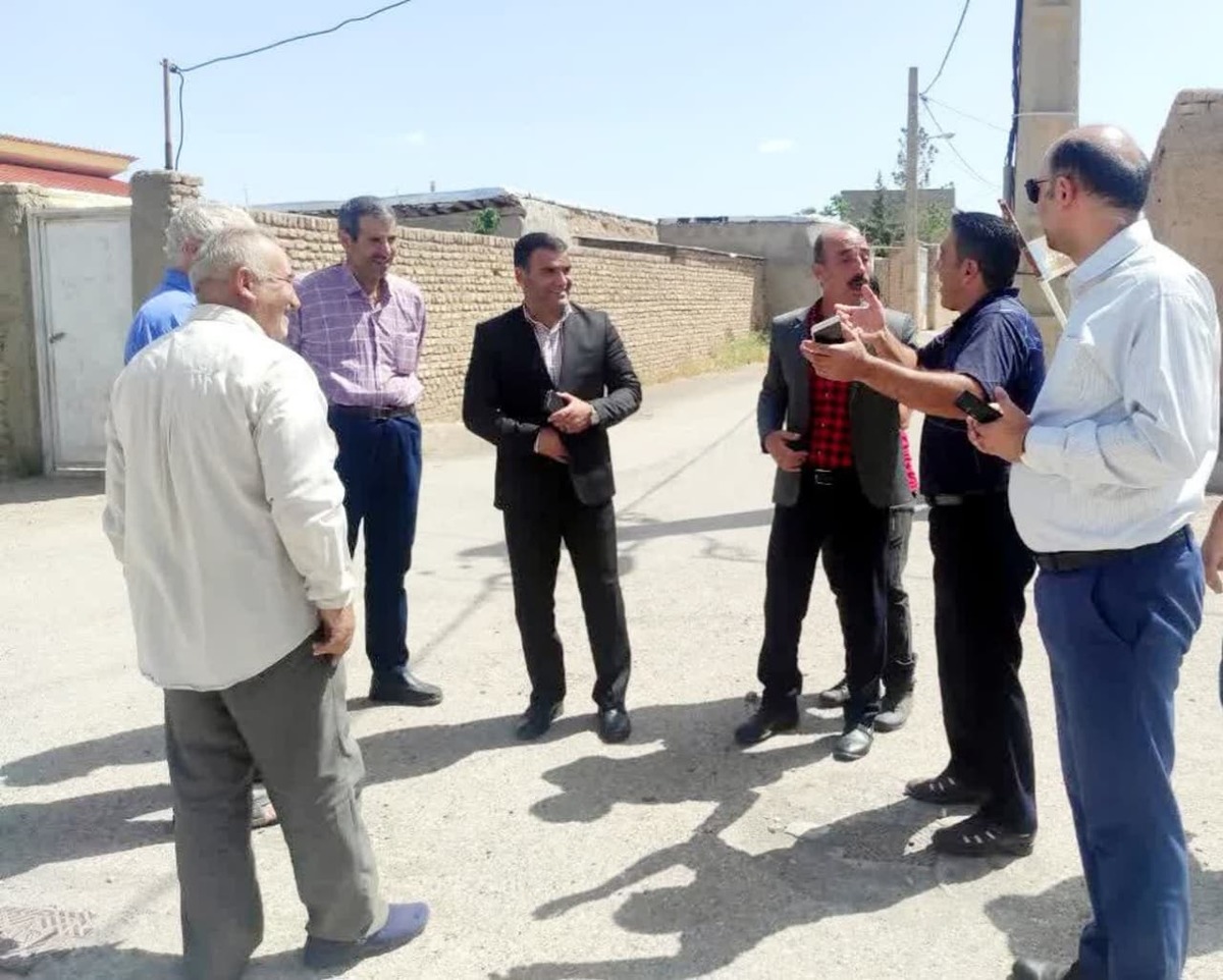 با حضور بخشدار محمدیه انجام شد؛ بررسی میدانی مشکلات ۵ روستای بخش محمدیه