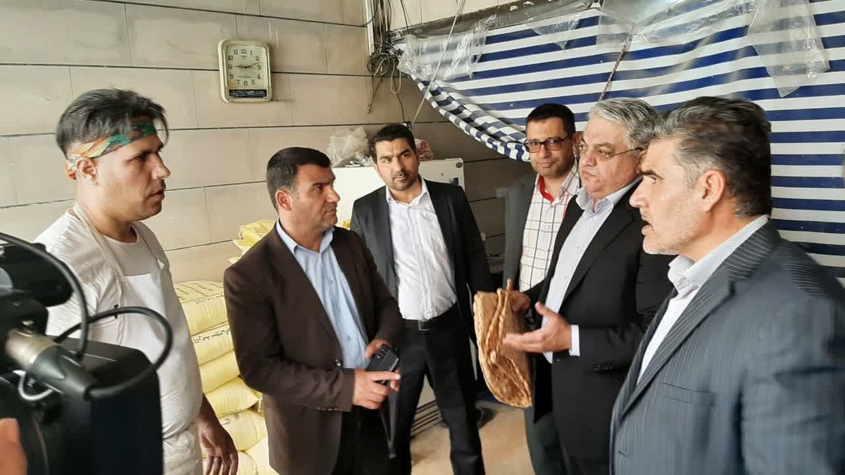 بخشدار محمدیه خبرداد: عملکرد نانوایی های محمدیه و مهرگان زیر ذره بین بازرسان