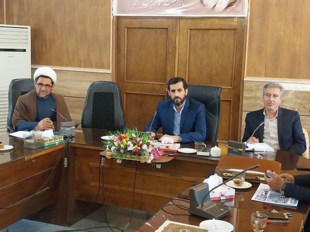 سرپرست فرمانداری تاکستان: صاحبان فرهنگ، هنر و رسانه نقش تاثیرگذاری در پیشرفت و تعالی تاکستان دارند